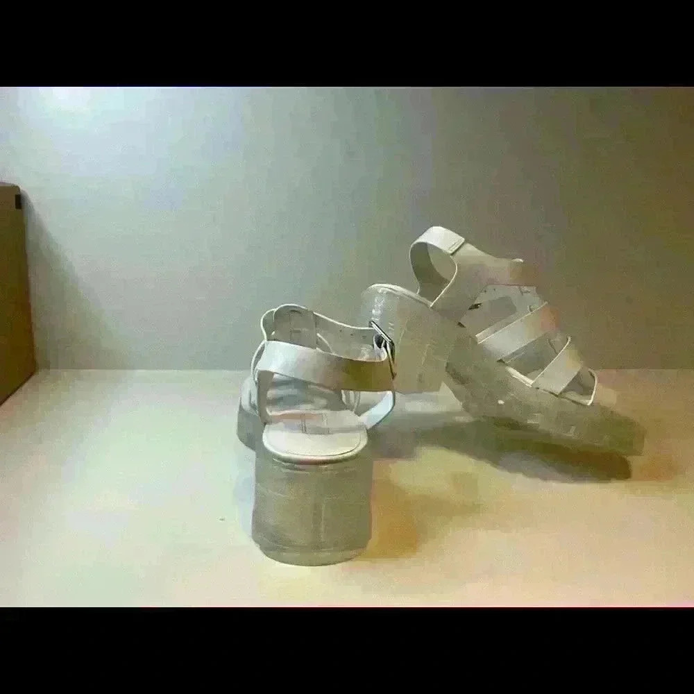 Forever 21 Lug Sole Sandals Size 5.5 White - Picture 4 of 4